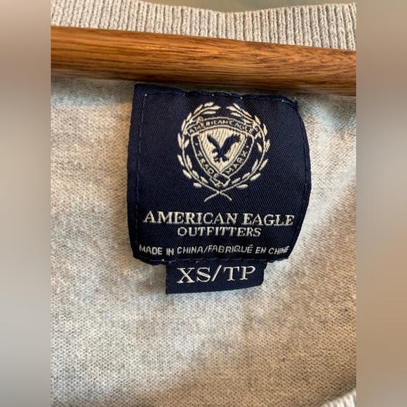 American Eagle Outfitters Crew Neck Sweater - Picture 3 of 5